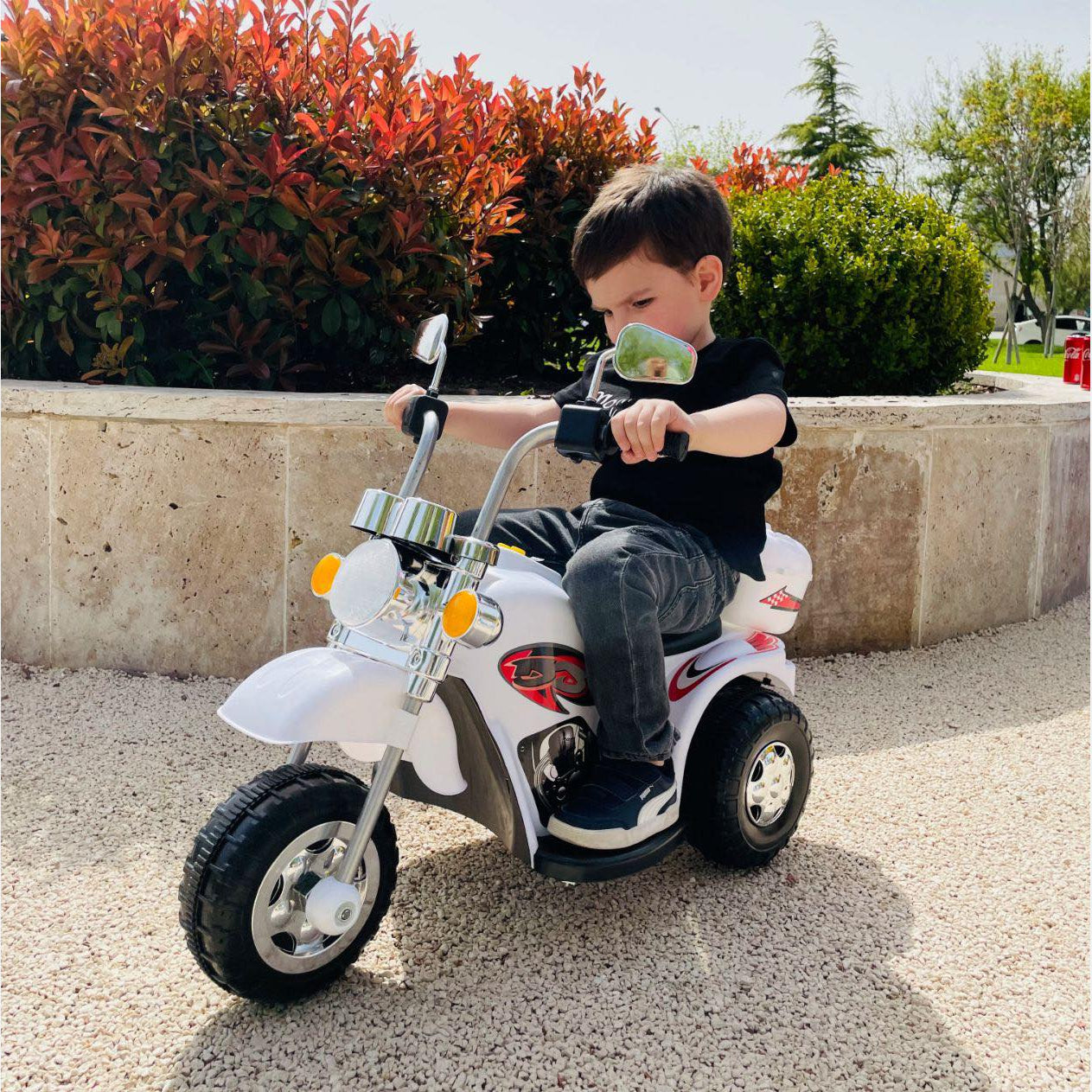 Dječiji motor na akumulator